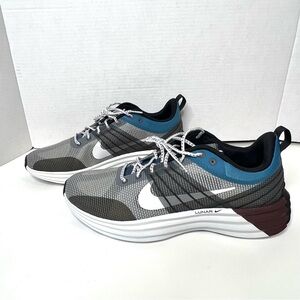 Nike Men's Lunar Roam SE Smoke Grey/Rift Blue/Dark Smoke Grey Size 12 FZ8116-001